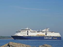 Hausboot in Laboe an der Kieler Foerde