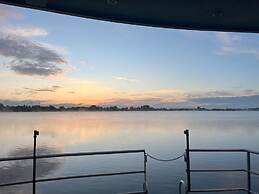 Hausboot am Xantener Nordsee