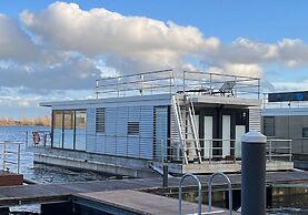 Hausboot am Xantener Nordsee