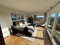 Panoramic Villa With Private Sauna