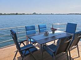 Hausboot am Xantener Nordsee