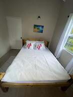Vee's Country Apartments