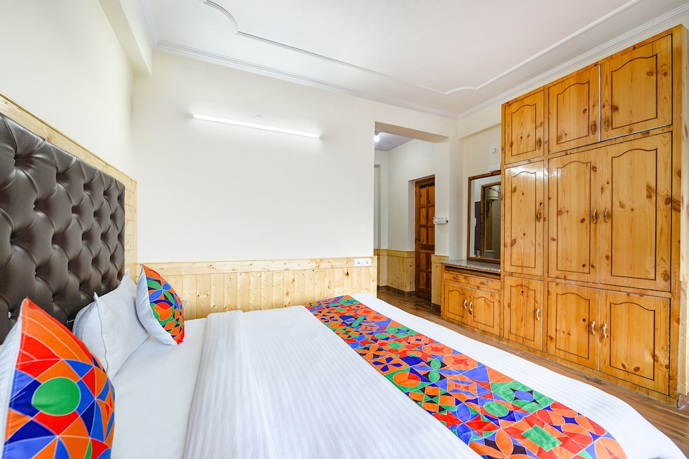 Fabhotel Rigzin Nest Cottage