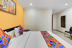 FabHotel Hitek N