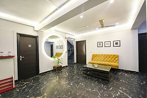 Fabhotel City Suits