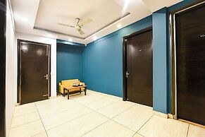 Fabhotel City Suits