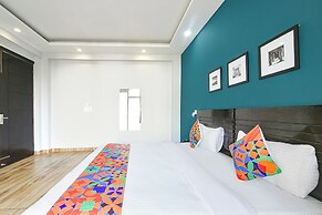 Fabhotel City Suits