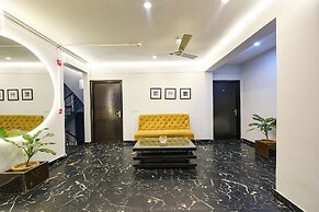 Fabhotel City Suits