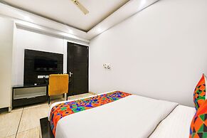 Fabhotel City Suits