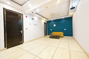 Fabhotel City Suits