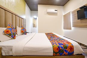 Fabhotel Priceless