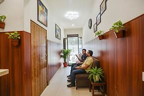 Fabhotel Shri Sai Dx