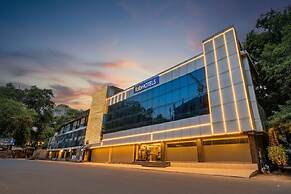 Fabhotel Veera Residency