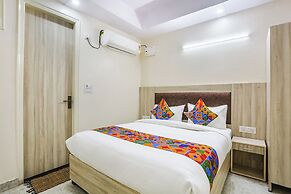 Fabhotel Taugan Inn