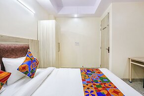 Fabhotel Taugan Inn