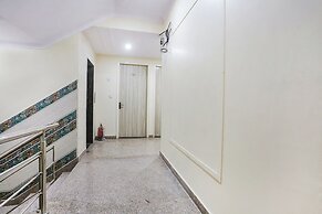 Fabhotel Taugan Inn