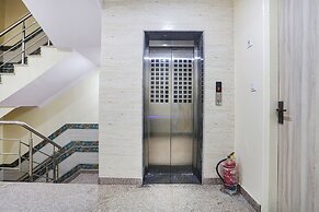 Fabhotel Taugan Inn
