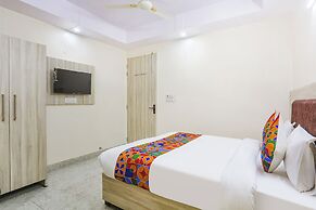 Fabhotel Taugan Inn
