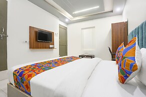 Fabhotel Villa The Suites