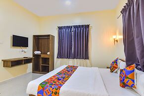 Fabhotel Baga Tulip - 600m From Baga Beach