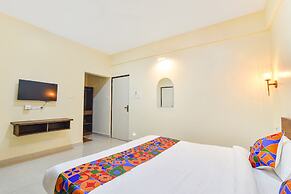 Fabhotel Baga Tulip - 600m From Baga Beach