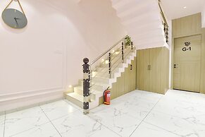 Fabhotel Villa Inn