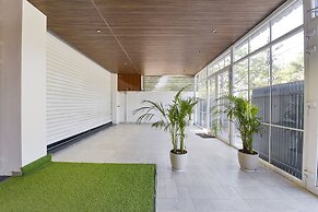 Fabhotel Villa Inn
