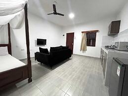 Diani Campsite & Cottages