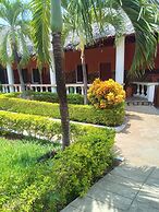 Diani Campsite & Cottages