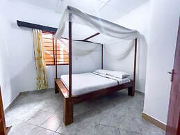 Diani Campsite & Cottages