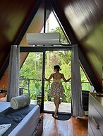 Yarumo Lodge Río Celeste Black Chalets