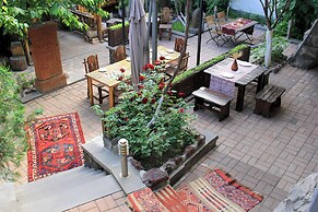 Silk Road Hotel Yerevan