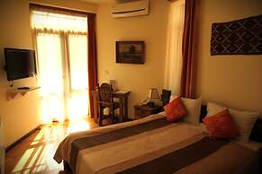 Silk Road Hotel Yerevan