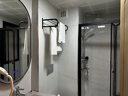Lokka Hotel