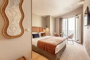 Suites FL by Sweett