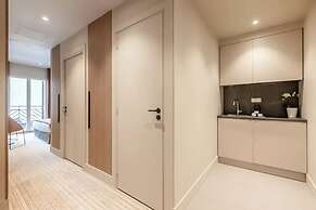 Suites FL by Sweett