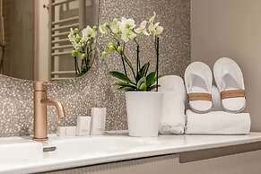 Suites FL by Sweett