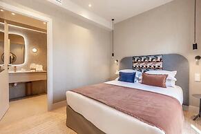 Suites FL by Sweett