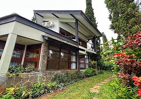Villa Klub Bunga - by The Batu Hotel Batu Malang