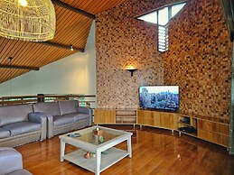 Villa Klub Bunga - by The Batu Hotel Batu Malang