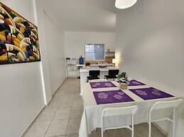Secure 4-pers Apartment Close To The Beach