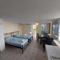 Magic Ionian Apartments & Rooms