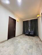 Hotel 7 Cr