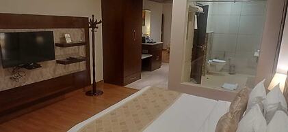 Hotel Imperia Suites