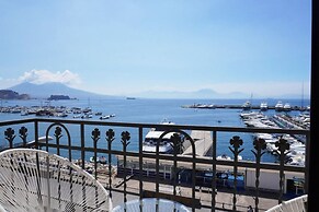 Gram Suites