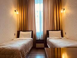 Moss Hotel