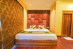 Shiv Rudraksh Resort - Near Assi Ghat