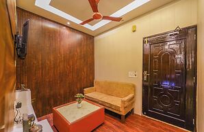 Shiv Rudraksh Resort - Near Assi Ghat
