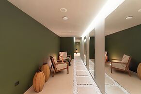 Alizo Boutique Hotel &; Spa - Adults Only