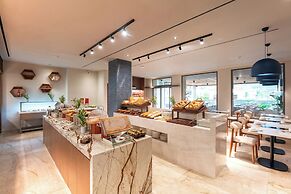 Alizo Boutique Hotel &; Spa - Adults Only
